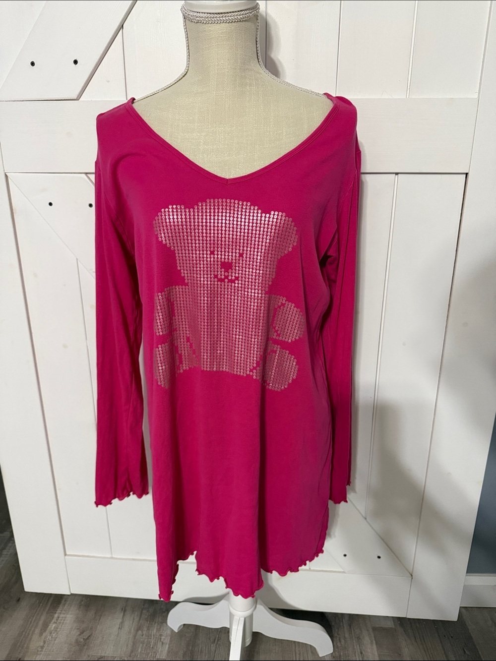 Women’s Victoria Secret sleep shirt